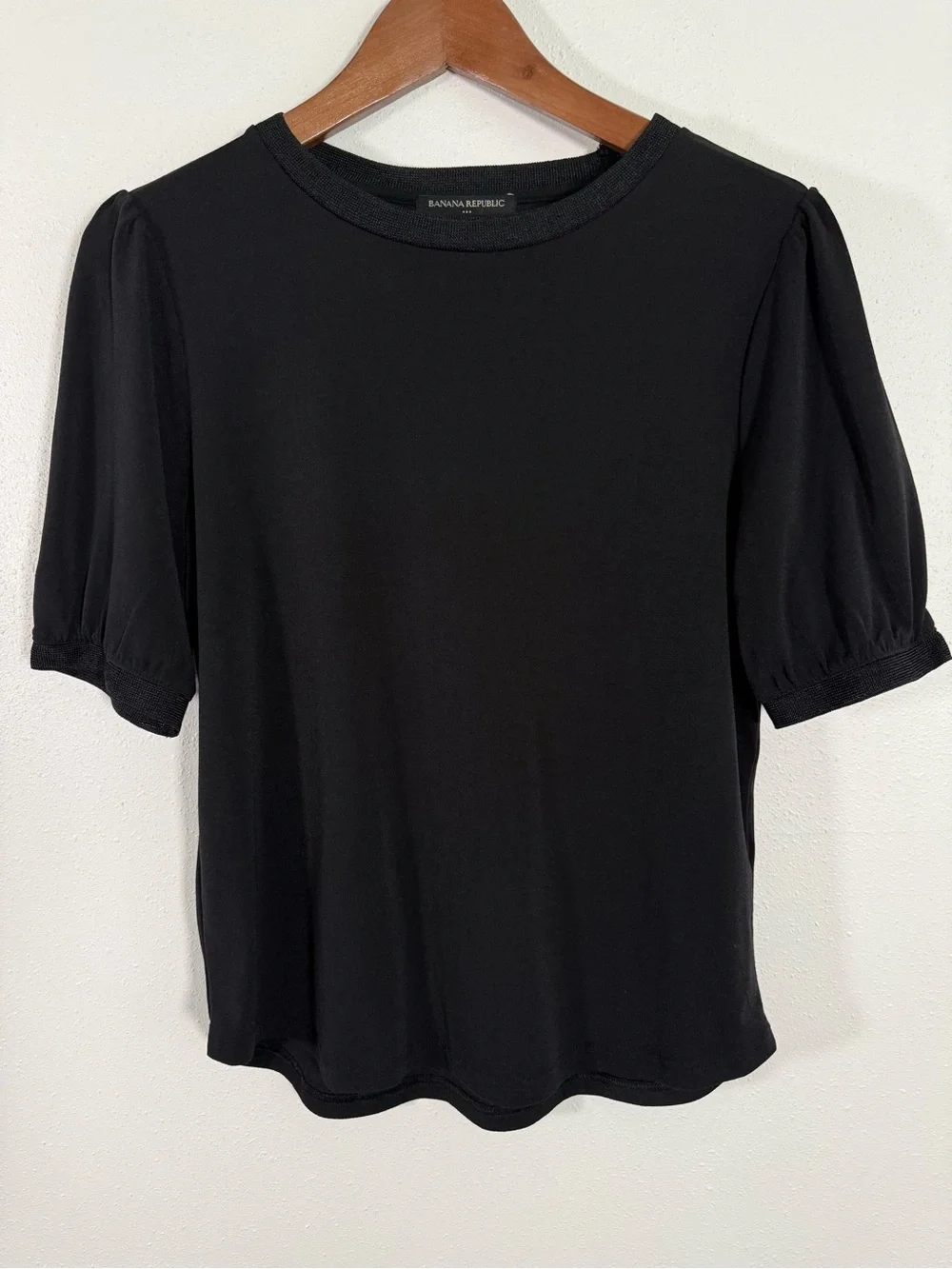 Banana Republic Black Puff Sleeve Top Short Sleeve Knit Tee Size Small